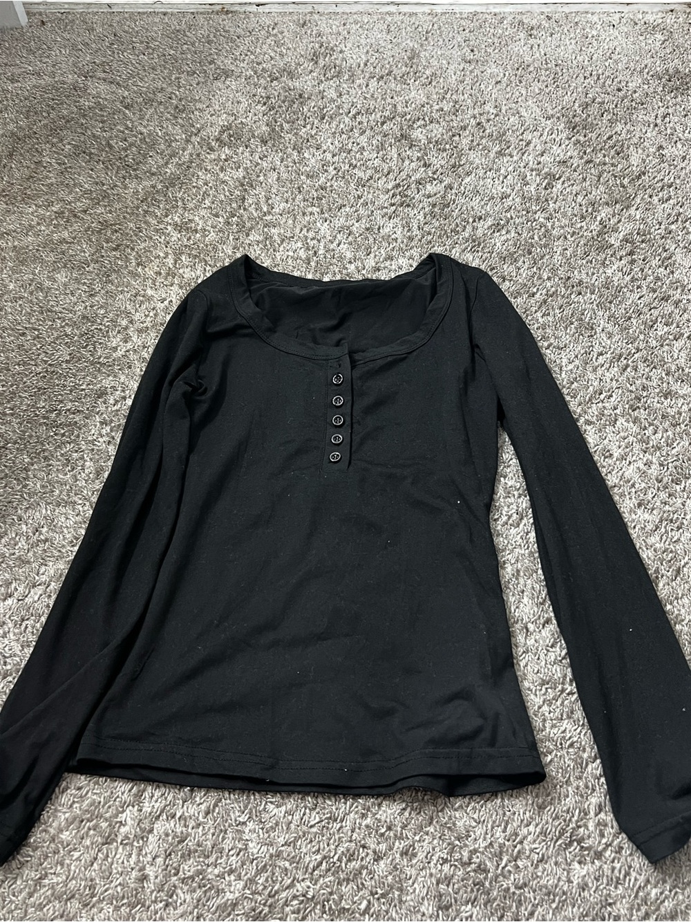 Women's Black Long-Sleeve Scoop Henley Top